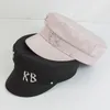 Baretten 2022 Merk Designer Lente Zomer Caps Vrouwen Tweekleurige Sboy Cap CrystalEmbellished Satijn Baker Boy Hoeden Marine Hoed9291169