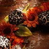 Flores decorativas Otoño Leopardo Calabaza Girasol Guirnalda Otoño Porche Puerta Decoraciones para el hogar Para el frente Exterior Vintage Granja Coronas E6i8