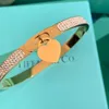 23ss Charm Luxury Designer Bracelets Luxury Jewelry Heart Titanium Steel Men Women Wristband Cuff Bangle2878