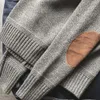 남성 스웨터 한국 스타일 남자 단색 니트 풀오버 크루언트 패치 워크 매일 마모를위한 겨울 221115