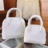 Bolsas de ombro de cadeia de corrente clássica Lady Bolsas de grife cruzadas corpora de fivela floral quente bolsa de moda de moda popular 2023 novo estilo bolsa preta bolsa