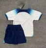 Maglie da calcio Foden in Inghilterra 2022 Kane Sterling Grealish Rashford Mount Sancho Saka 22 23 National Football Shirt Men Kids Full Kit Uniform