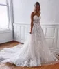 Romantyczne koronkowe sukienki ślubne Seksowne ukochane bez pleców 3D Aplikacje cekiny długie letnie plaż