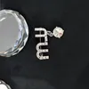 R￤tt brev Brosch Suit Lapel Pin Gold Silver Women Crystal Letters Brosches For Gift Party