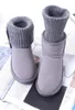 2023 Uggitys stile passerella Stivali da neve di lusso Australia Ugglie Bobina sottile Design Stivali medi Marchio classico Wggs Australias Stivali di lana Scarpe invernali calde