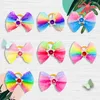 Abbigliamento per cani 10/20pcs Archi per peli di animali domestici in stile Ranbow con perle Diomand Colorate Decorare Bowknot Regalo per forniture per piccoli gatti