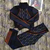 Strój kąpielowy z długimi rękawami Projektant odzieży sportowej List Drukuj Płaszcz Elastyczne spodnie Suwak Topy Zestaw legginsów
