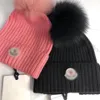 Tasarımcı Kış Örme Beanie Yün Şapka Kadın Tıknaz Tap Kalın Sıcak Sahte Kürk Pom Beanies Şapkalar Kadın Bonnet Beanie Caps 9 Color9808595