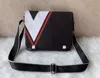 High qualitys Men briefcase messenger bags cross body bag school bookbag shoulder bag Designes handbag purses NIJ21357