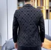 Designerskie kurtki odzieżowe kurtka bombowca w Europie i amerykański styl odzieży wierzchniej mody Hombre Casual Street Coats Suit