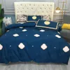 ブランドデザイナーの寝具セット4PCS寝具シートホームテキスタイル用品HT1717