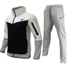 Mens Tracksuit 두 조각 세트 자켓 까마귀 바지 편지 패션 스타일 봄 가을 Outwear Tracksuits