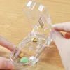 Home Garden Mini coupe-pilule et séparateur portables avec lame en acier inoxydable pour couper les pilules, les vitamines et les comprimés