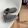 2022 Ultra Mini Platform Boot Diseñador Mujer Tobillo de invierno Australia Botas para la nieve Parte inferior gruesa Botines cálidos y esponjosos de cuero real con piel si LFz