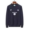 Męski designerski sweter Mały okrągły dekolt klapy klasyczny dzianinowy pulower casual czarny moda jesienno-zimowa senior vintage 3XL 01