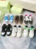 Out Of Office Low Trainers Dam Skor OOO Herr Sneakers Chunky Trainers Lyx Designer Sneaker Vintage White Green Arrow Casual Shoe
