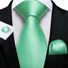 Fliegen Mode Herren 8 cm einfarbige grüne Krawatte klassische Business-Hochzeitsfeier-Krawatte Einstecktuch Manschettenknöpfe Krawatte Geschenk DiBanGu