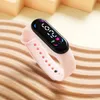 Fille garçon étanche montres unisexe numérique LED électronique coeur amour montre-bracelet Silicone bracelet de montre horloge de sport