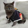 猫の衣装服のコスプレコスチューム猫のための衣装日本の漫画キャラクタースーツ面白いペットタンジロカマド