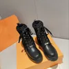 Новые сапоги с лодыжкой Lambskin роскошные Martin Boots теплые плоские кусочки удобная модная повседневная кожаная шнурка