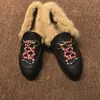 Femmes Hommes sliipers mocassins Unisexe Designer Hiver Furry Cuir Velours Mocassins Avec Fourrure Taille EUR34-46 Horsebit Hommes Dames De Luxe Appartements Chaussures De Nombreux Styles