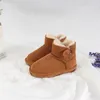 Sapatos infantis austrália mini botas quentes meninas uggi sapato meia crianças tênis bebê designer juvenil bota de neve botas de neve clássicas infantis inverno genuíno