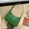 Bolsas de noche Moda Tejido liso Bolsa de cubo Mujer 2023 Verano Pequeña textura cuadrada Hombro Axila Marea