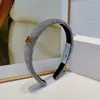 Neue Cryctal Luxus Stirnband Frauen Feste Farbe Diamant Haarband Mode Hair Hoop Girls Retro Make -up Stirnbänder Haarzubehör keine Schachtel