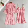 Kadın pijama gelini düğün 2pcs bornoz set seksi saten dantel kimono elbise lady yaz ince gevşek basitlik derin v yaka bornoz