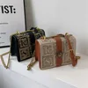 Mode designer tassen vrouwen schouder crossbody tassen luxe onderarm brief afdrukken messenger tas ketting reliëf rugacks handtassen