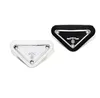 Haute qualité Designer hommes femmes broches broches luxes marque lettres broche broche pour costume robe broches mode Triangle bijoux