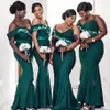 2023 African Dark Green Bridesmaid Dresses Mermaid For Weddings Guest Dress Off Shoulder Lace Appliques Flowers Satin Formal Maid of Honor Gowns Spaghetti Straps