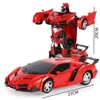 新しいRC変圧器2 in 1 RC Car Driving Sports Cars Drive Transformation Robots Models Remote Control Car RC Fighing Toy Gift MX7854644