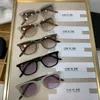 Netflix With Light-colored Sunglasses Female Fashion Trend Sunscreen Sunglasses Multi-color