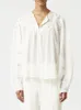 Kvinnors blusar Kvinnors spetsstygn broderiblus 2022 Autumn White Long Sleeve Chemise Ladies Elegant O-Neck Single Breasted