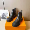 Neue Stiefel Frauen Motorrad Ankle Boot Wedges Weibliche Spitze Up Plattformen Frühling Schwarz Leder Oxford Schuhe Frauen Botas Mujer Tasche