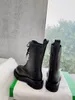 Couro Martin Boots 2022 Autumn e inverno Novo estilo britânico Lace Up Botas de cachimbo de fumaça de salto grosso curto curto