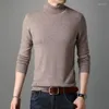 メンズセーター高品質のメンズカシミアセーターウールタートルネックソリッドカラー男性純粋な温かい長袖
