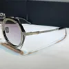 NY VERSON Sommarsolglasögon för män och kvinnor 006 anti-ultraviolett retro tallrik modeglasögon slumpmässig låda H006