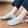 Vrouwen sokken 1Pair hoogwaardige boot voor meisjes zomerstijl lage onzichtbare katoenen slippers sokken calcetines mujer