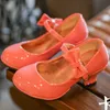 Кроссовки девушки кожаные туфли осенние сандалии для бабочек детские каблуки