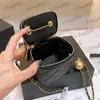 Mulheres clássicas mini vaidade com caixa de corrente sacos caviar couro bezerro ouro esmagamento bola metal ferragem matelassé corrente cosméticos cas5594481