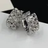 2022 Nuevos pendientes de aro Moda Diseñador de la marca de lujo Recorte Pendientes de diamantes Banquete de boda Regalo de Navidad Joyería de excelente calidad con caja y sellos