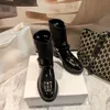 Stivaletti sexy di lusso per donna con tacco spesso lo indossano molto comodamente con la taglia 35-40