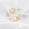 Brooches Women Girls Flower Wreath Pearl Crystal Vintage Fashion Shell Elegant Badges Jewelry Lady Wedding Banquet Pins Brooch