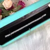 Luxurys Designers Bracelets for Women Charm Bracelet Fashion Fashion Élégante chaîne de perles Party Diamond Bijoux Cadeaux d'anniversaire en gros cadeaux