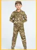 Giacche da caccia Pantaloni mimetici da uomo Uniforme tattica militare Bambini Ragazzo Bambini all'aperto Combattimento Esercito Set di abbigliamento Costume cosplay per feste