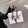 Bolsa urbana simples atmosfera saco pequeno saco feminino 2022 novo estilo grande capacidade um ombro elegante saco feminino