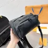 Zaino Borsa da viaggio per scuola Zaini da uomo in vera pelle da donna di grande capacità Borse sportive da uomo impermeabili Borsa a marsupio Tasche multiple Cinghie regolabili