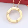 Nuovo stile collane con ciondolo da uomo e da donna fashion designer design in acciaio inossidabile placcato oro 18 carati collana a forma rotonda da uomo regali di San Valentino per donna